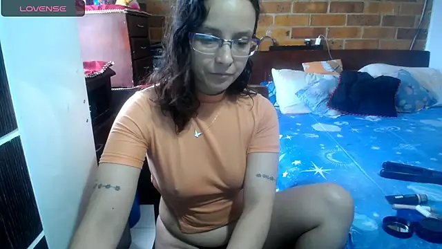 tatysmaturemilf online show from March 13, 2025, 6:23 pm