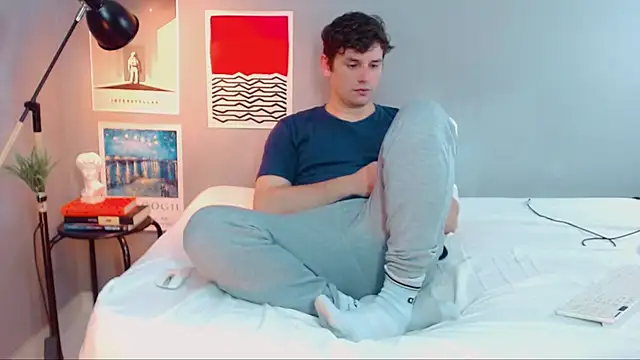 Snapshot of Elio555 chatting on October 1, 2025, 7:40 pm Elio555 online show from October 1, 2025, 7:40 pm