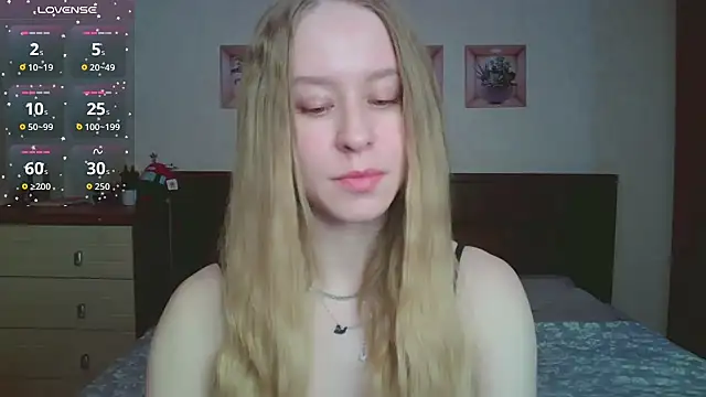 Snapshot of Lily__Devil chatting on February 28, 2026, 1:22 pm Lily Devil online show from February 28, 2026, 1:22 pm