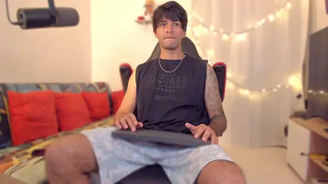 Snapshot of justin_stark7 chatting on January 6, 2026, 8:13 pm justin stark7 online show from January 6, 2026, 8:13 pm