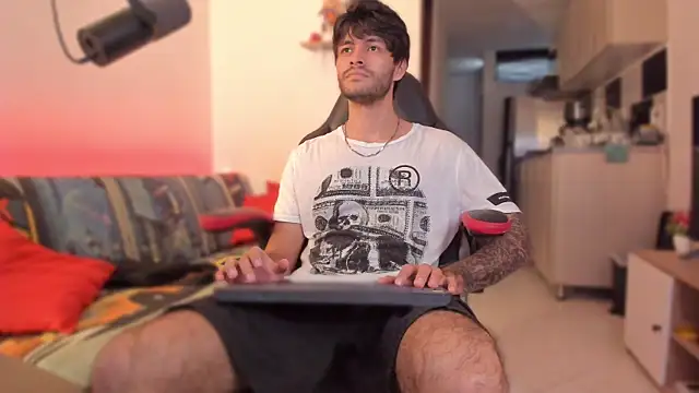 Snapshot of justin_stark7 chatting on November 27, 2025, 9:26 pm justin stark7 online show from November 27, 2025, 9:26 pm