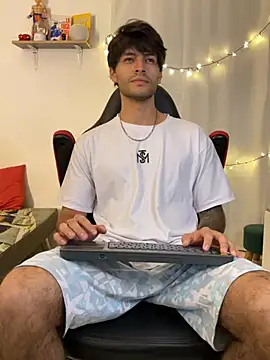 Snapshot of justin_stark7 chatting on February 4, 2026, 12:55 pm justin stark7 online show from February 4, 2026, 12:55 pm