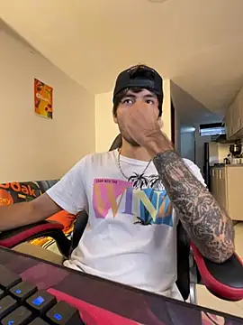 Snapshot of justin_stark7 chatting on September 19, 2025, 9:41 pm justin stark7 online show from September 19, 2025, 9:41 pm