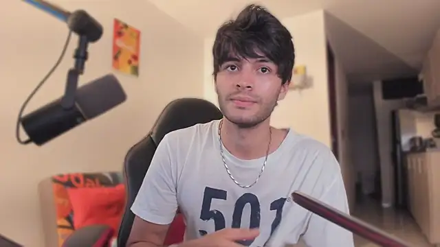 Snapshot of justin_stark7 chatting on September 25, 2025, 11:11 pm justin stark7 online show from September 25, 2025, 11:11 pm