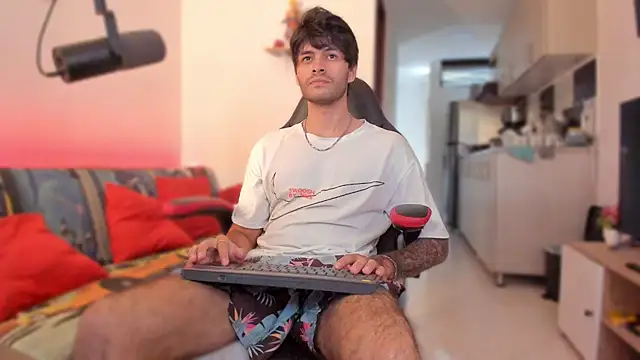 Snapshot of justin_stark7 chatting on November 21, 2025, 7:24 pm justin stark7 online show from November 21, 2025, 7:24 pm