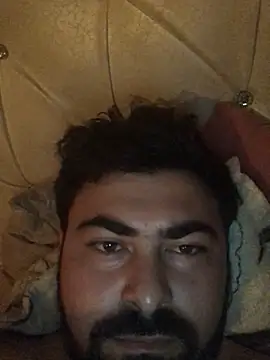 Snapshot of eminrehi chatting on July 14, 2026, 7:46 am eminrehi online show from July 14, 2026, 7:46 am