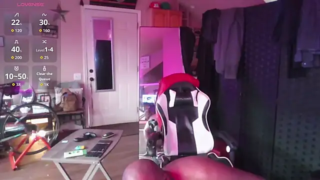 Snapshot of bigshh8 chatting on September 25, 2025, 7:42 pm bigshh8 online show from September 25, 2025, 7:42 pm