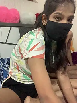 hottiess69 online show from December 2, 2024, 6:38 pm