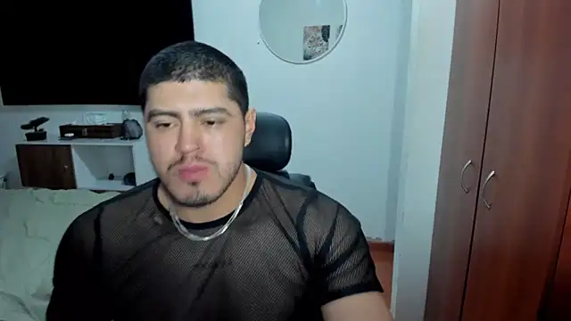 Snapshot of Baltazar_Dupont chatting on October 8, 2025, 2:24 am Baltazar Dupont online show from October 8, 2025, 2:24 am