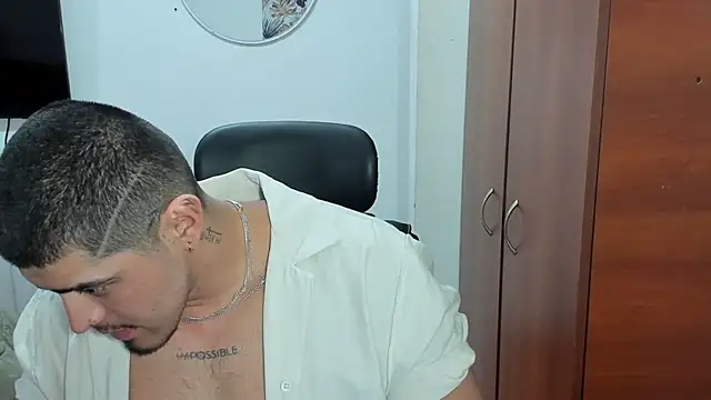 Snapshot of Baltazar_Dupont chatting on October 28, 2025, 2:16 pm Baltazar Dupont online show from October 28, 2025, 2:16 pm