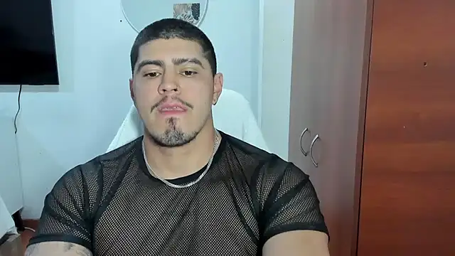 Snapshot of Baltazar_Dupont chatting on October 31, 2025, 7:49 am Baltazar Dupont online show from October 31, 2025, 7:49 am