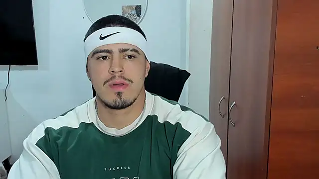 Snapshot of Baltazar_Dupont chatting on November 1, 2025, 2:51 am Baltazar Dupont online show from November 1, 2025, 2:51 am