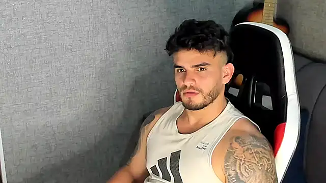 Snapshot of Ricardogo19 chatting on October 27, 2025, 11:05 pm Ricardogo19 online show from October 27, 2025, 11:05 pm