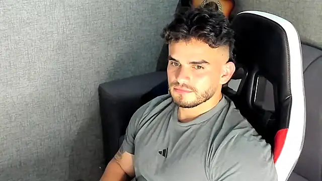 Snapshot of Ricardogo19 chatting on October 29, 2025, 11:03 pm Ricardogo19 online show from October 29, 2025, 11:03 pm