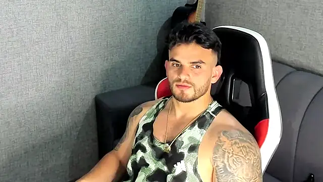 Snapshot of Ricardogo19 chatting on October 3, 2025, 9:49 pm Ricardogo19 online show from October 3, 2025, 9:49 pm