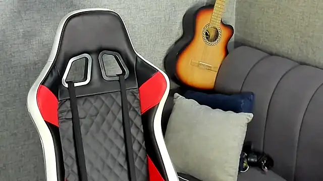 Snapshot of Ricardogo19 chatting on October 11, 2025, 7:26 pm Ricardogo19 online show from October 11, 2025, 7:26 pm