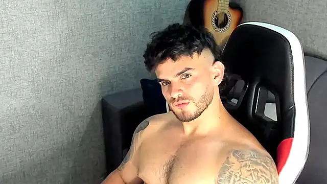 Snapshot of Ricardogo19 chatting on October 25, 2025, 11:49 pm Ricardogo19 online show from October 25, 2025, 11:49 pm