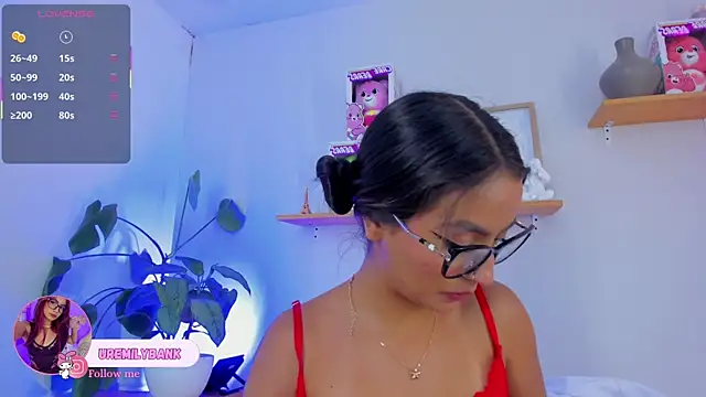 emily bank online show from September 30, 2025, 7:42 pm