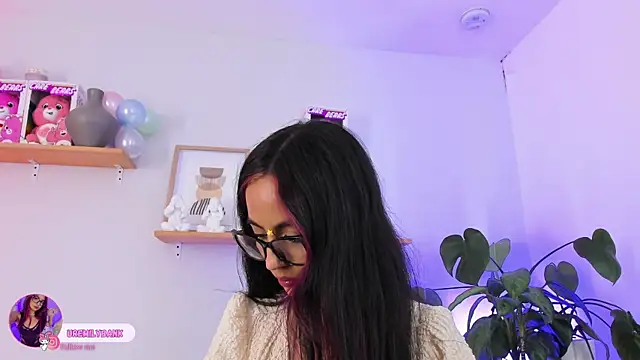 emily bank online show from November 20, 2025, 8:42 pm