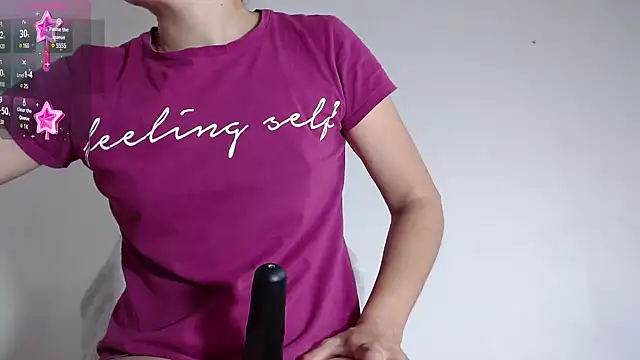 Niurca01  online show from January 10, 2026, 2:01 pm