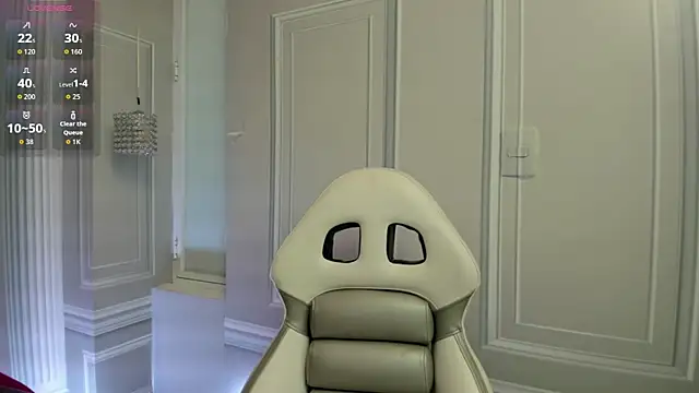 Emelyross  online show from December 3, 2025, 6:07 pm