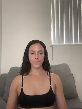 Snapshot of brookehoneynina chatting on March 21, 2025, 6:18 pm brookehoneynina online show from March 21, 2025, 6:18 pm