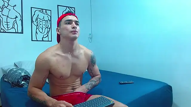 Big ValentinHunk online show from March 7, 2025, 10:32 pm