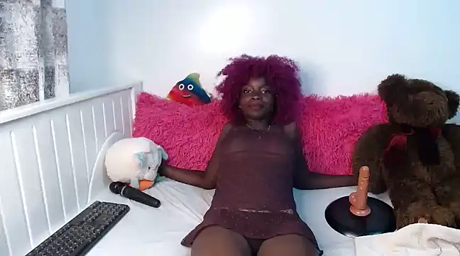 Tee Raven online show from February 20, 2025, 8:36 pm
