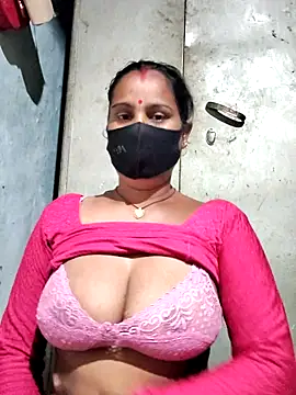 Snapshot of Hey_Ziya chatting on October 28, 2025, 10:31 pm Hey Ziya online show from October 28, 2025, 10:31 pm