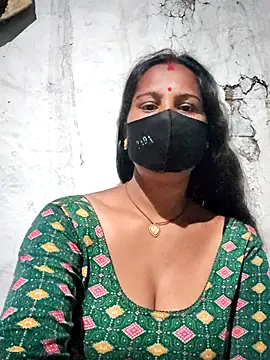 Snapshot of Hey_Ziya chatting on October 17, 2025, 10:11 pm Hey Ziya online show from October 17, 2025, 10:11 pm