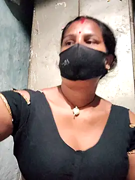 Snapshot of Hey_Ziya chatting on September 17, 2025, 8:33 pm Hey Ziya online show from September 17, 2025, 8:33 pm