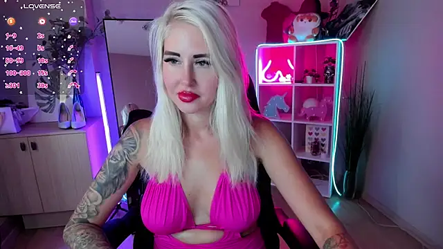 Snapshot of Mermaid_N chatting on July 18, 2026, 1:36 am Mermaid N online show from July 18, 2026, 1:36 am