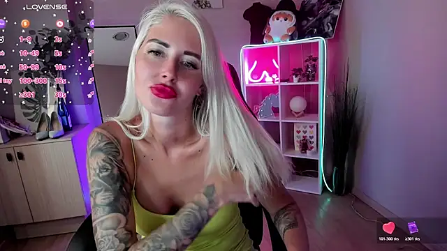 Snapshot of Mermaid_N chatting on July 7, 2026, 6:47 am Mermaid N online show from July 7, 2026, 6:47 am