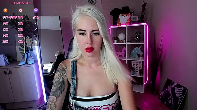 Snapshot of Mermaid_N chatting on June 23, 2026, 1:36 am Mermaid N online show from June 23, 2026, 1:36 am