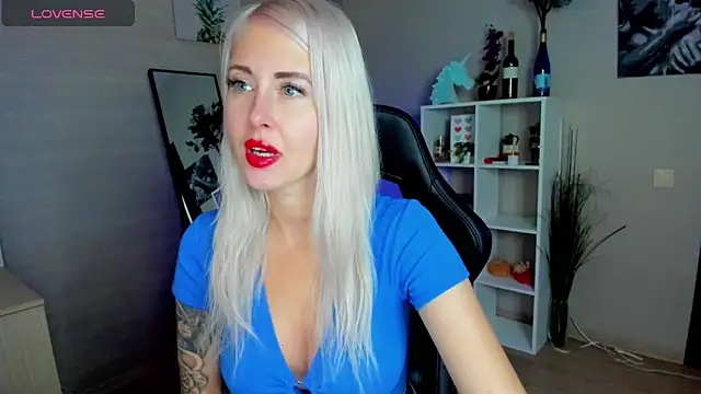 Snapshot of Mermaid_N chatting on September 29, 2025, 1:34 am Mermaid N online show from September 29, 2025, 1:34 am