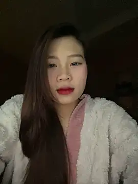 Snapshot of Bae1103 chatting on February 16, 2025, 10:33 pm Bae1103 online show from February 16, 2025, 10:33 pm