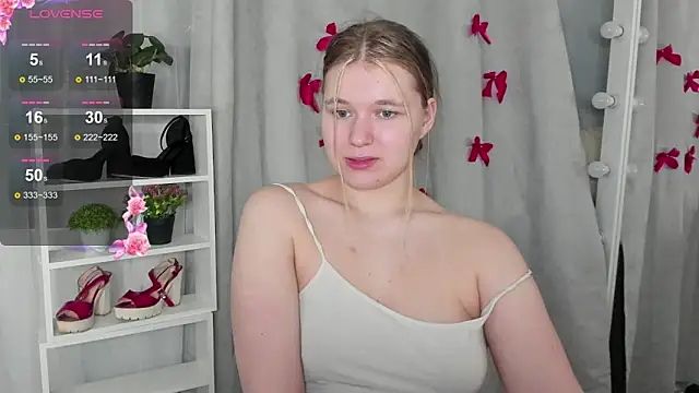 Rebecca Kelly online show from February 9, 2025, 9:39 pm