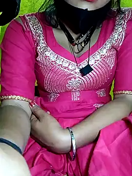 Cute Suhani online show from February 5, 2025, 4:58 pm