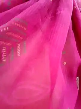 Snapshot of Cute_Suhani chatting on October 22, 2025, 1:05 am Cute Suhani online show from October 22, 2025, 1:05 am