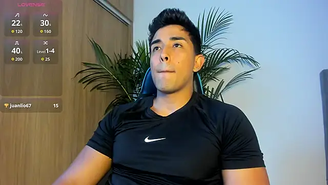 Snapshot of Alan_greek_1 chatting on October 5, 2025, 10:33 pm Alan greek 1 online show from October 5, 2025, 10:33 pm