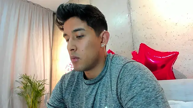 Snapshot of Alan_greek_1 chatting on February 16, 2025, 12:41 am Alan greek 1 online show from February 16, 2025, 12:41 am