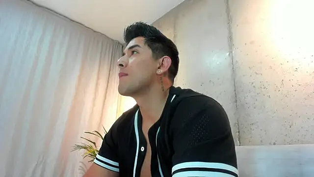 Snapshot of Alan_greek_1 chatting on February 14, 2025, 9:55 am Alan greek 1 online show from February 14, 2025, 9:55 am