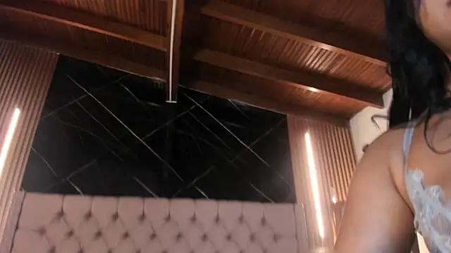 Snapshot of ShanellBlack chatting on October 2, 2025, 4:05 am ShanellBlack online show from October 2, 2025, 4:05 am