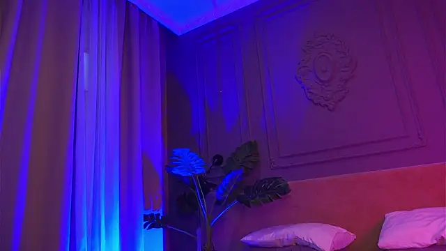 Liv Fay online show from October 9, 2025, 3:12 pm