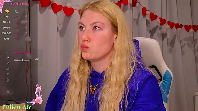 Liv Fay online show from February 6, 2025, 1:32 pm