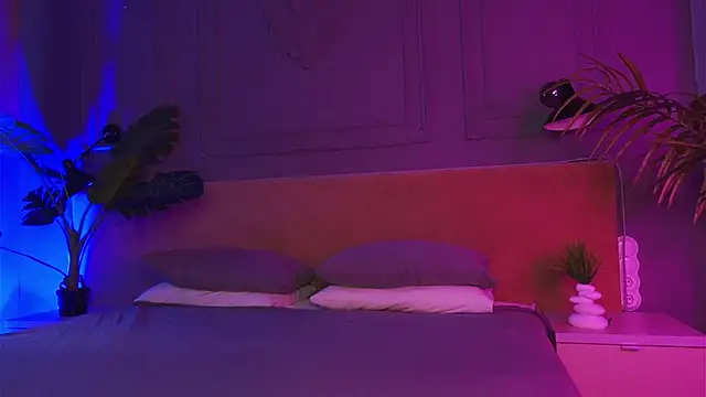 Liv Fay online show from September 28, 2025, 2:57 pm