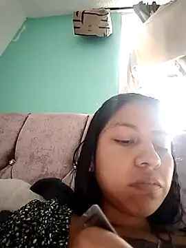 Tiphanydirty3 online show from March 13, 2025, 9:37 pm