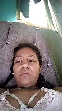 Tiphanydirty3 online show from December 4, 2025, 4:17 pm