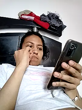 Tiphanydirty3 online show from March 22, 2025, 3:31 pm
