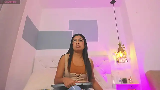 hannah gray online show from February 22, 2025, 11:24 am